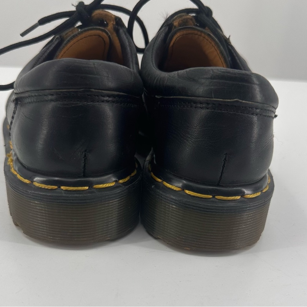 Dr Marten 8053 Classic Black Leather Men's Shoes Size 4 Lug Sole Leather 10 Eye - Picture 5 of 13